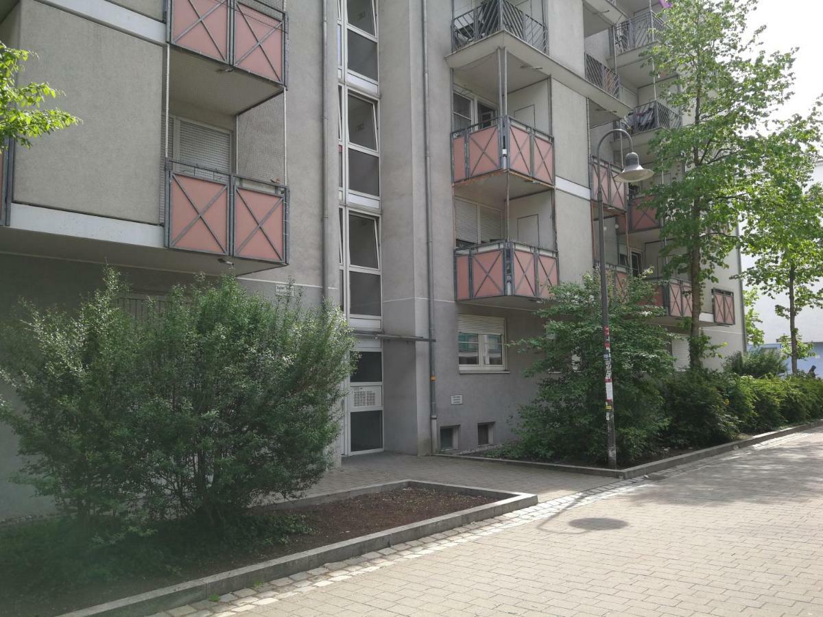 Quiet City-Apt, 4Min City-Center, 18Min Fair Nuernberg!!! Eksteriør billede