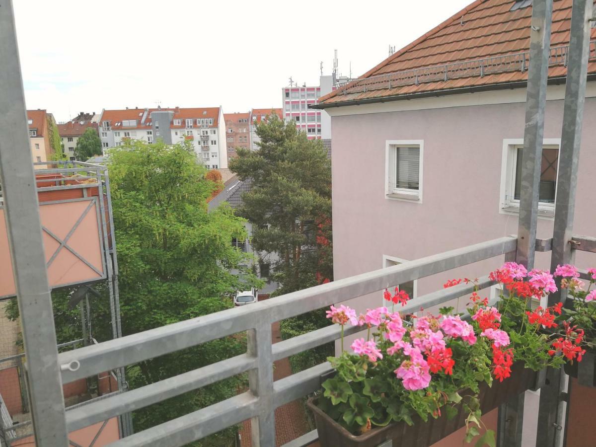 Quiet City-Apt, 4Min City-Center, 18Min Fair Nuernberg!!! Eksteriør billede