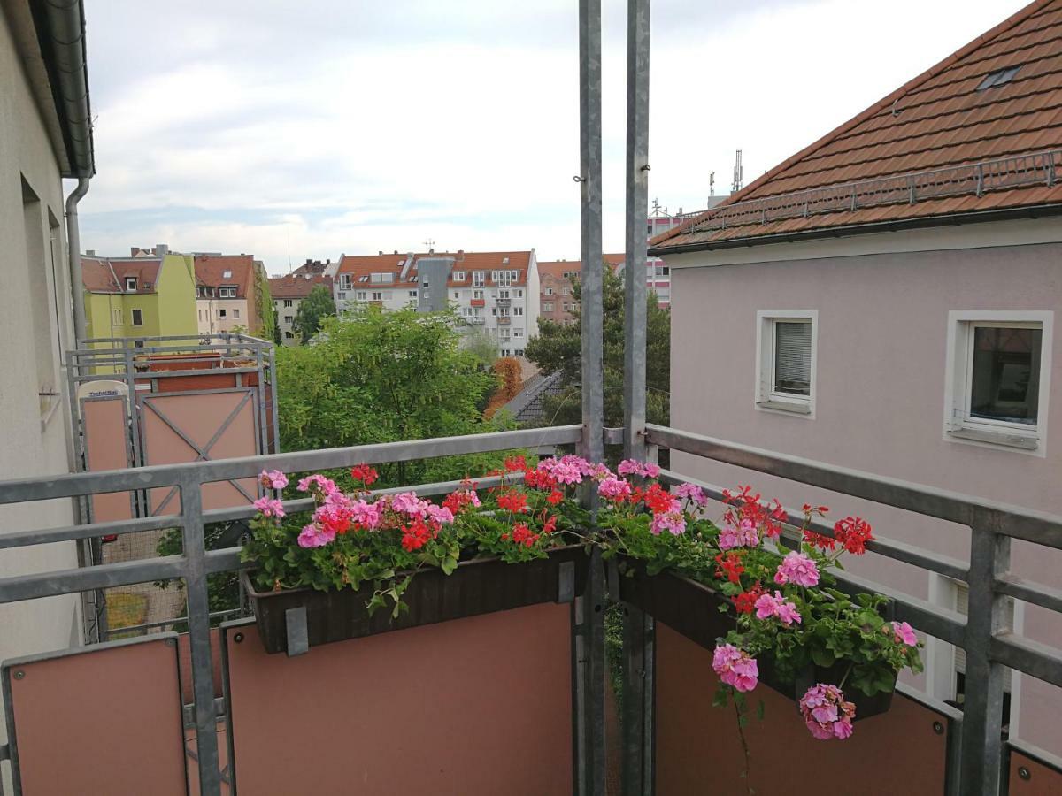 Quiet City-Apt, 4Min City-Center, 18Min Fair Nuernberg!!! Eksteriør billede